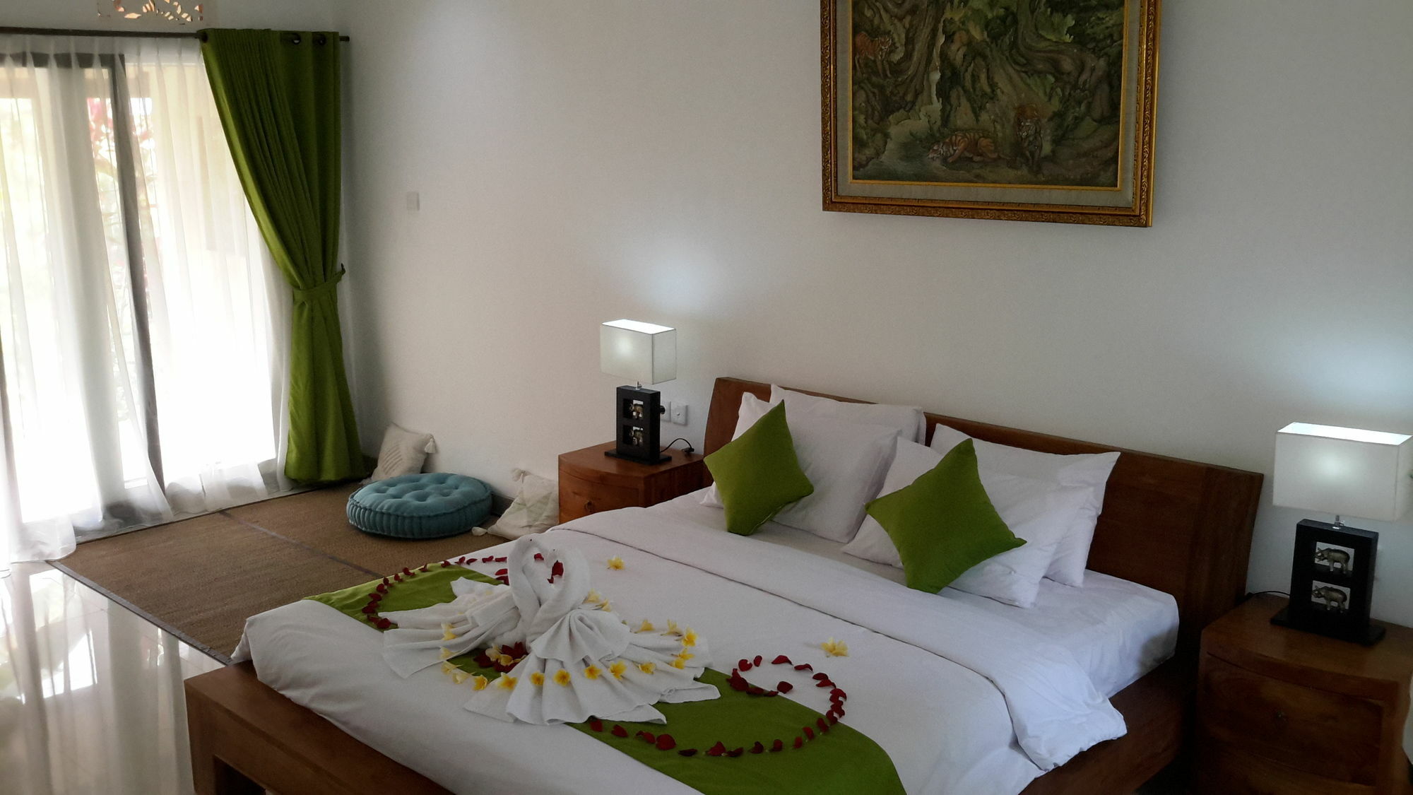 The Aura Shanti Retreat Baturiti Exterior photo